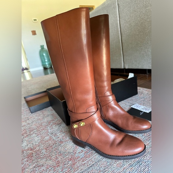 Coach Essex Semi Matte Calf Dark Saddle EUC with Box Size 6.5M - Picture 5 of 16